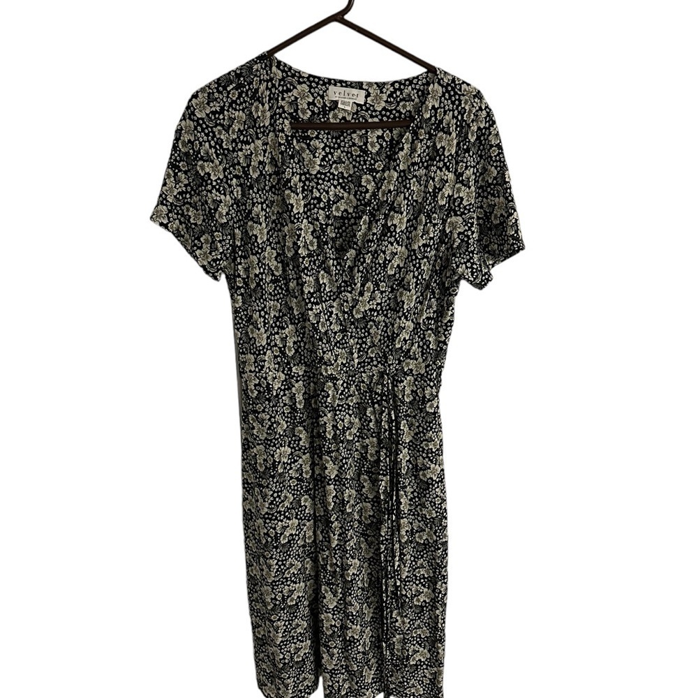 Anthropologie Velvet Graham Spencer Rona Floral Faux Wrap Midi Dress Size Large - Picture 8 of 8